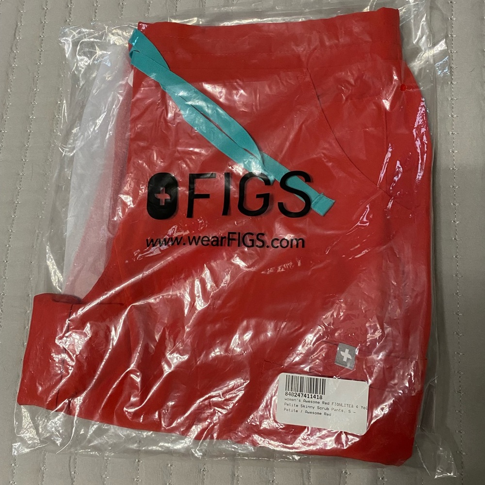 Figs Fionlite awesome red yola scrub pants